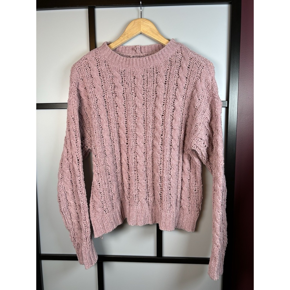 AMERICAN EAGLE Womens Size M Lavender Cable Knit Long‎ Sleeve Pull Over Sweater